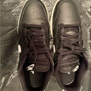 Nike Black and White Athletic Shoes